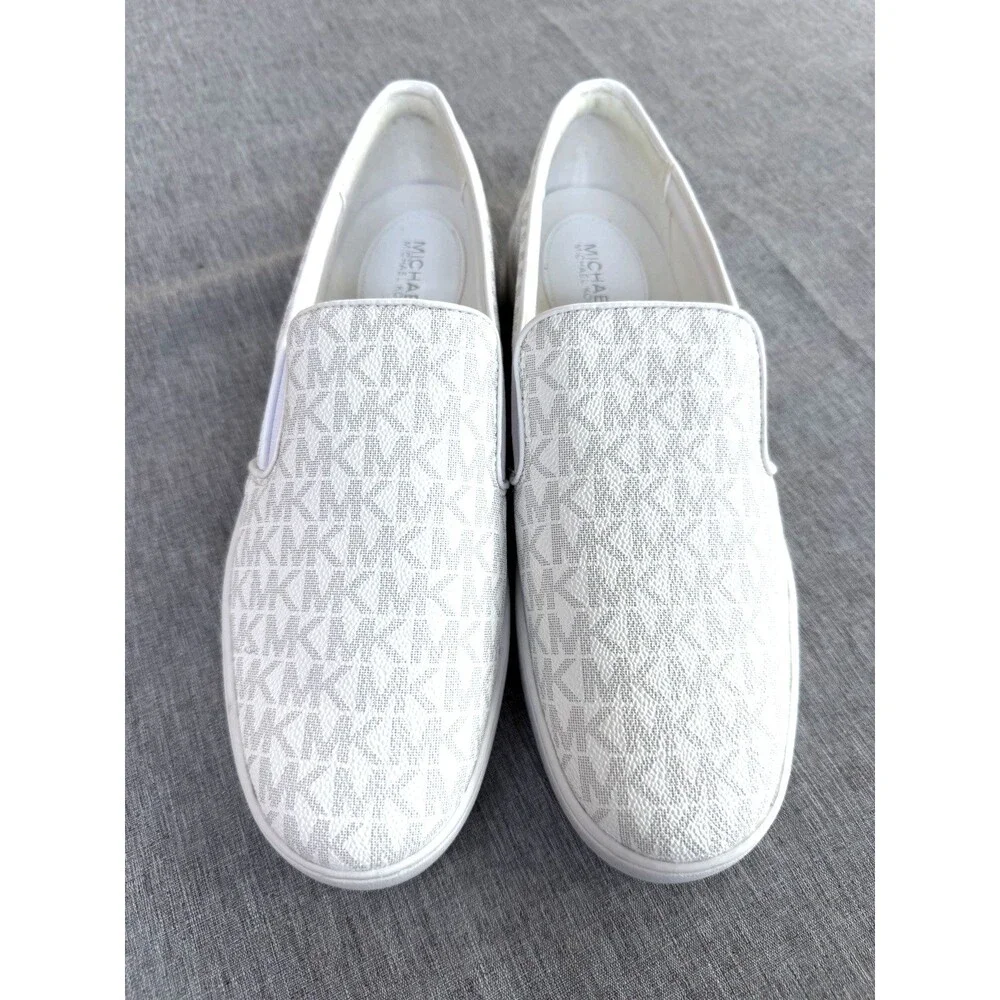 Michael Kors Keaton Slip On Sneakers Womens 9.5 M White Logo Low Top EUC!